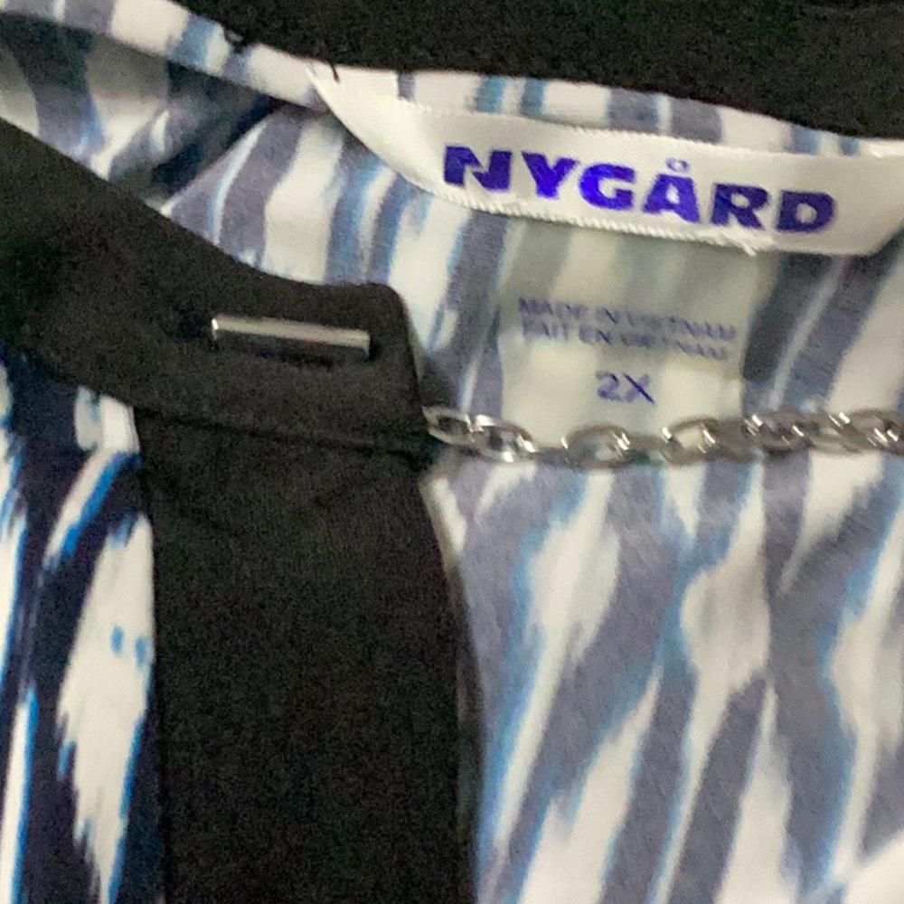 Chico's Blue Patterned Blouse Nygard size 2X NWT - Picture 4 of 5